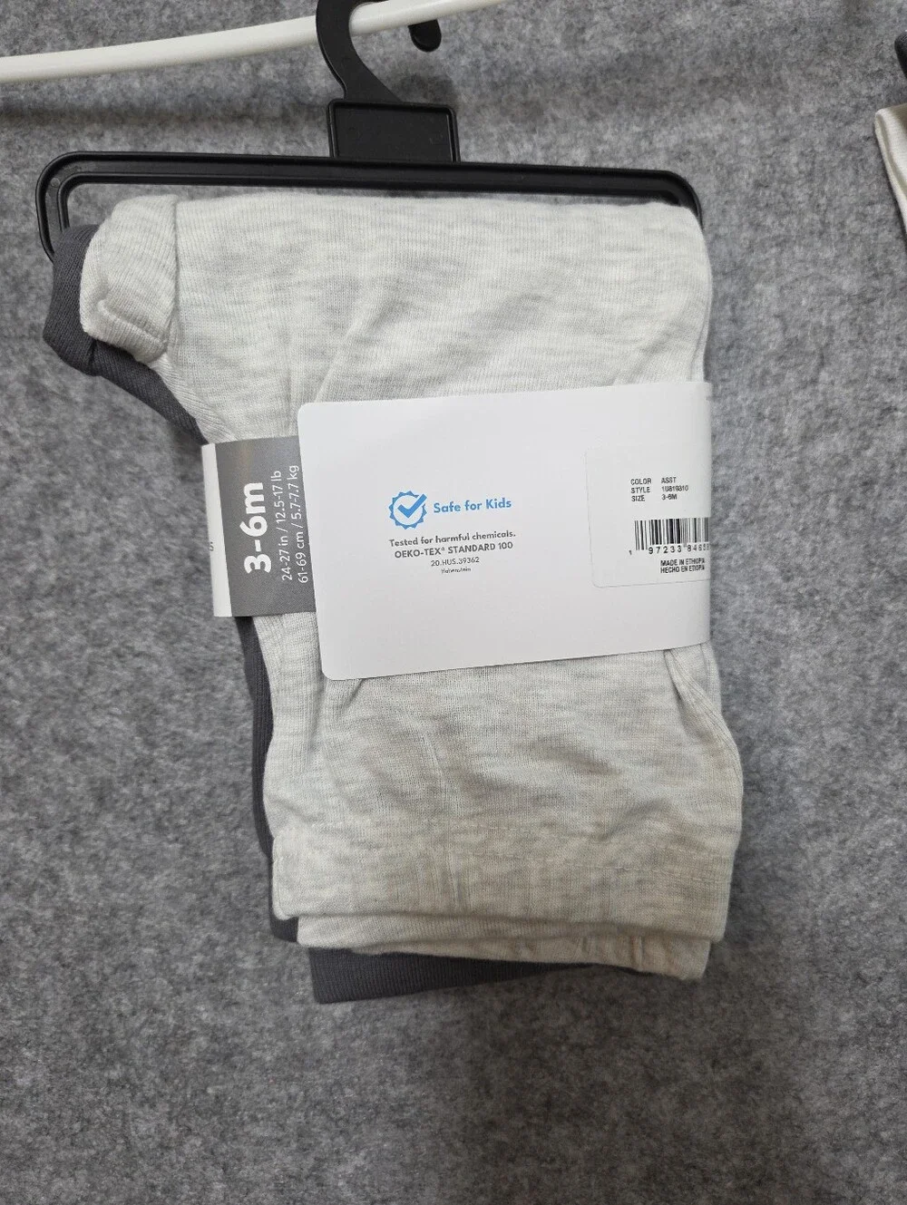 Carters Baby 3 Piece Body Suit & 2 Pairs Of Pants  3-6 Months Nwt